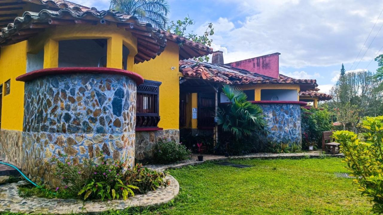 Hotel Del Campo Quimbaya Exterior photo