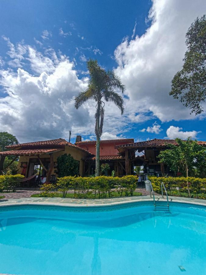 Hotel Del Campo Quimbaya Exterior photo